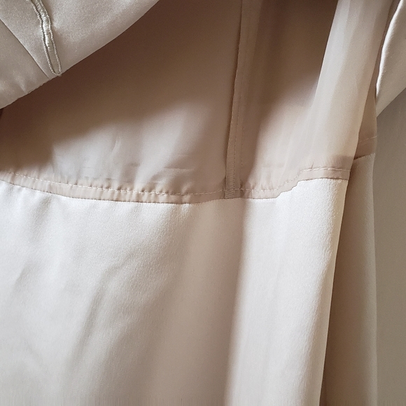 Creamy Satin Long Gown - Picture 5 of 9